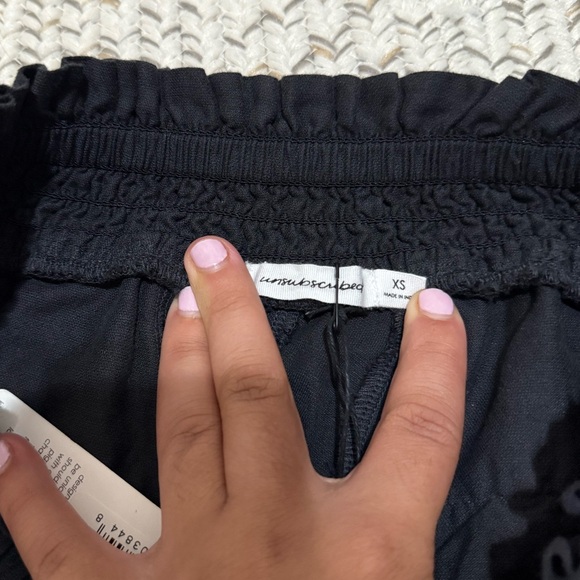 NWT Unsubscribed 100% Linen High-Rise Beach Shorts - Picture 3 of 4